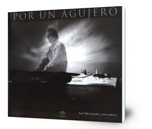 Por un agujero [Catálogo]