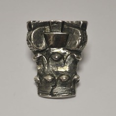 Pin capitel almohade