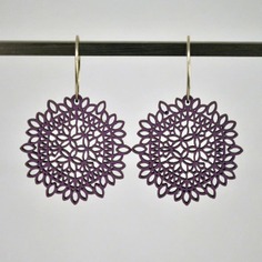 Pendientes de madera gancho flor medianos | LILA