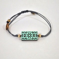 Pulsera de cuero con pieza de madera cruz | VERDE